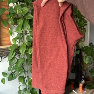 Vuori elevation leggings (rust, small)